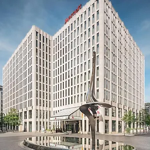 https://berlin-marriott-hotel.find-berlin-hotels.com